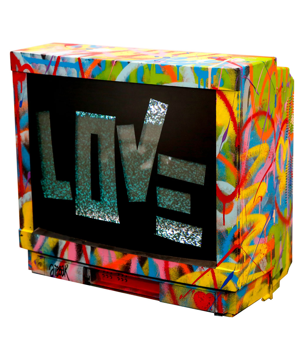 Msquare Gallery item Tele Love de Jisbar