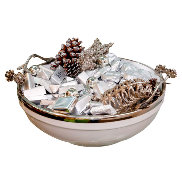 MSquare Gallery White Ceramic Bowl With Chocolate MSquare Gallery